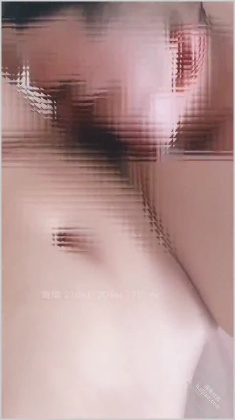 （我嫂子）非要看自己被操的样子，对着镜头全裸骑乘，被操到淫水直流